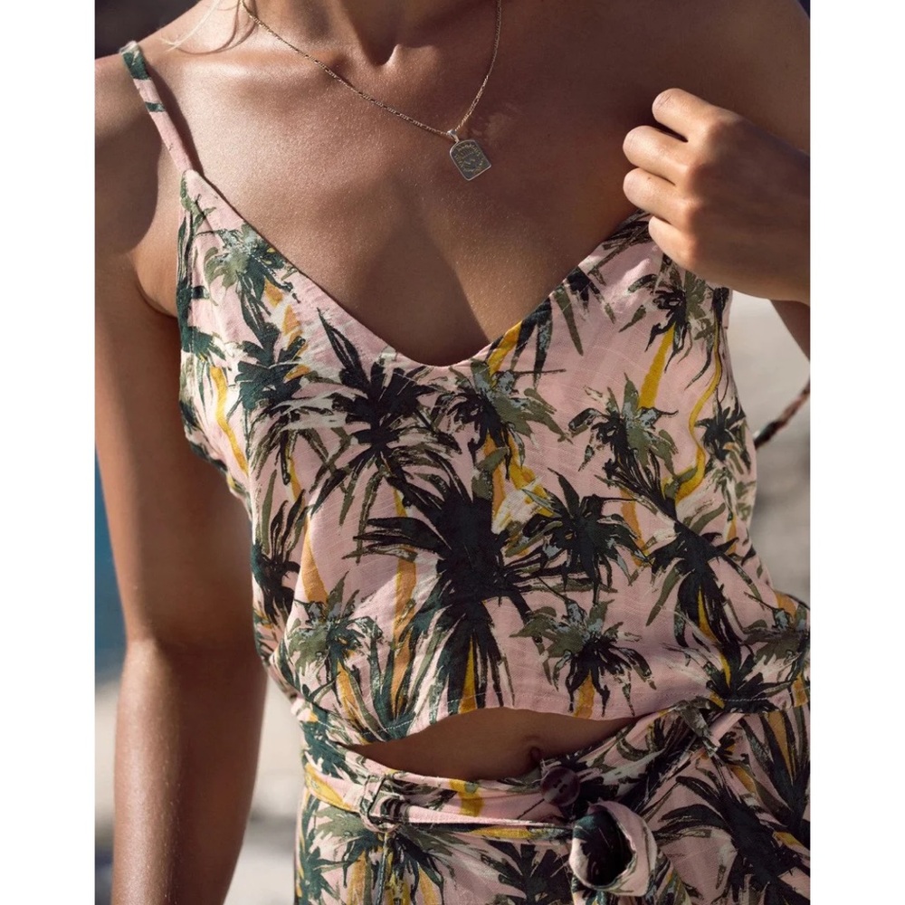 ~Alia Blue Linen Tropical Sleeveless Top, Size Small